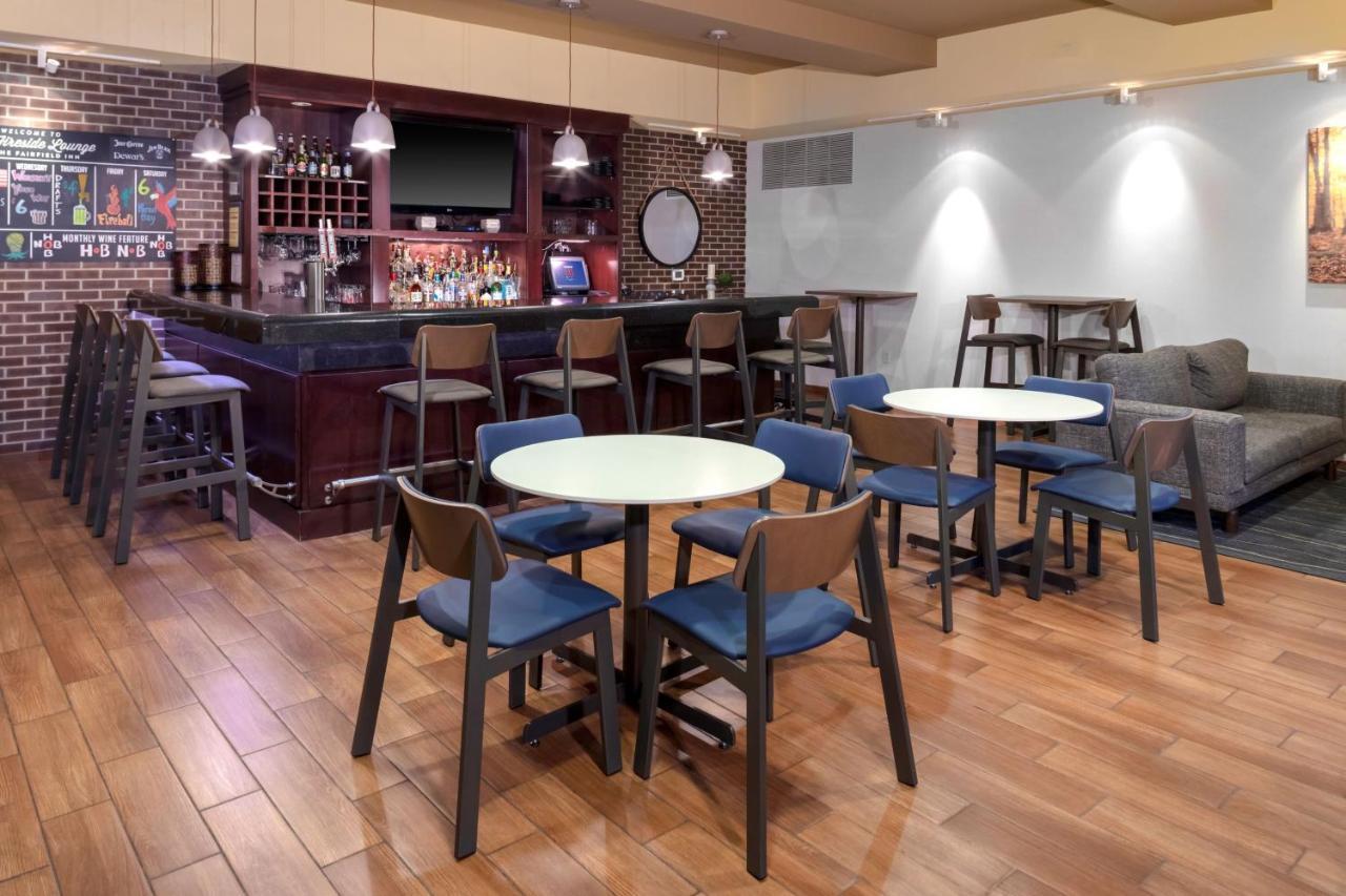 Fairfield Inn & Suites By Marriott Wichita Downtown Экстерьер фото