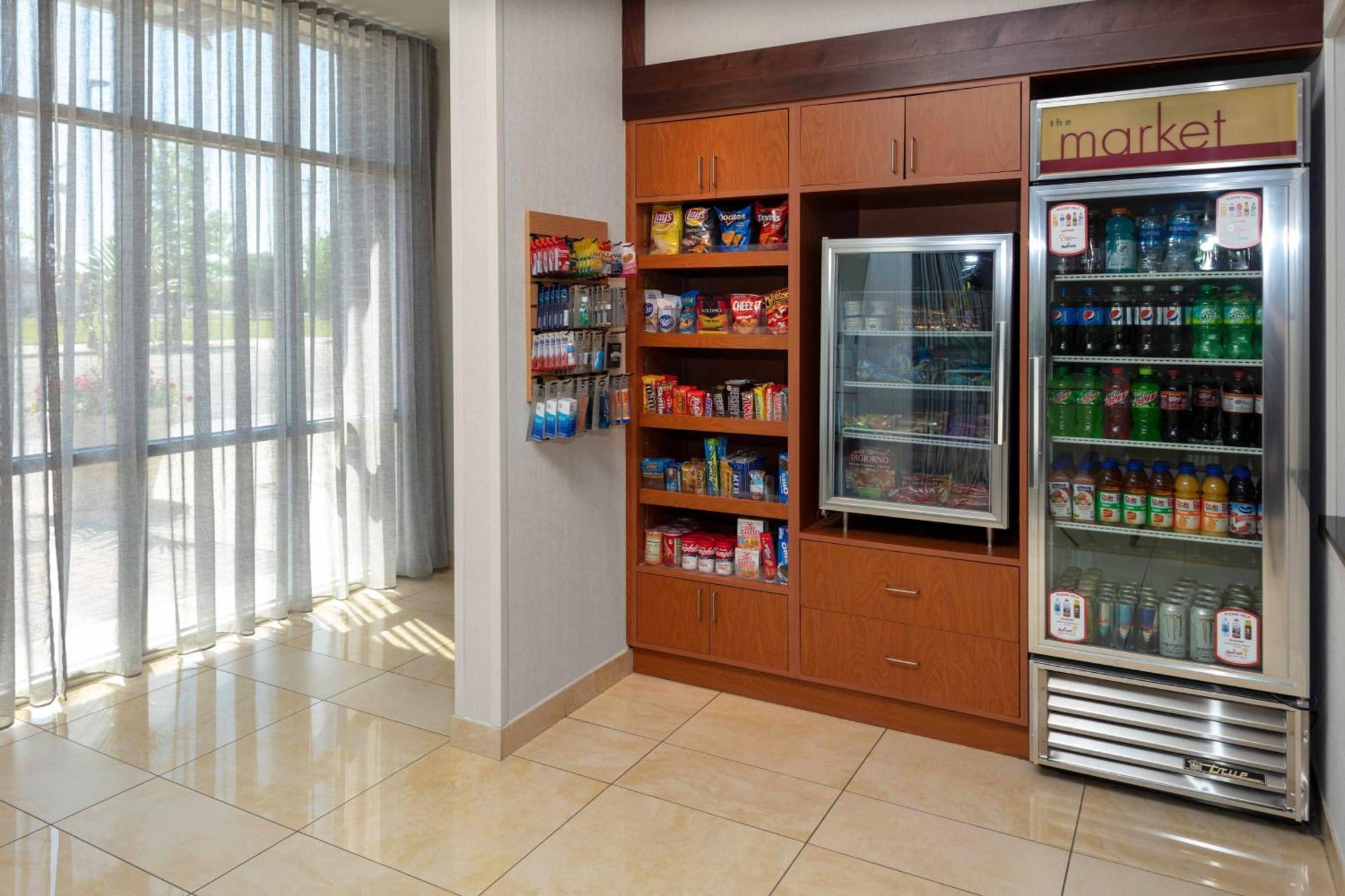 Fairfield Inn & Suites By Marriott Wichita Downtown Экстерьер фото